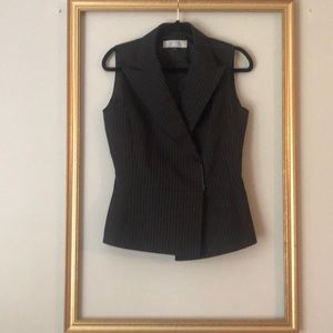 NWOT TAHARI Pinstriped Skirt Suit Size 8